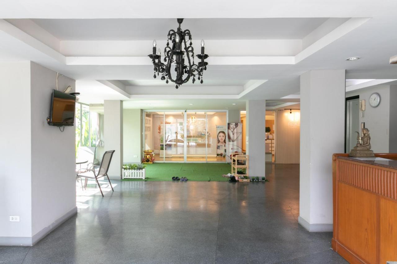 Resortel Lat Phrao 91 Бангкок Екстер'єр фото