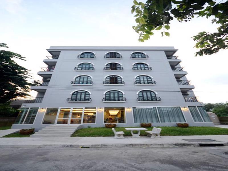 Resortel Lat Phrao 91 Бангкок Екстер'єр фото